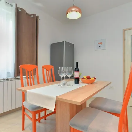 Fuer 5 Personen Ca 80 Qm In Pula, Istrien Istrische Riviera Apartment